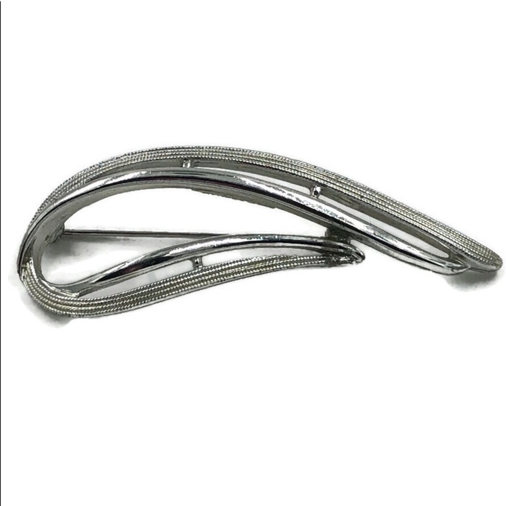 Sarah Coventry Silver Tone Modernist Leaf Brooch